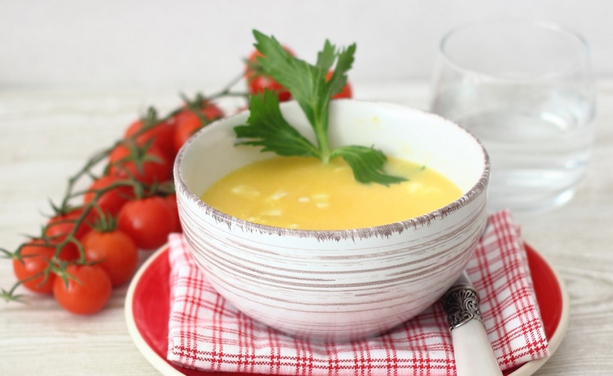10 sopas calentitas para llevar bien el invierno